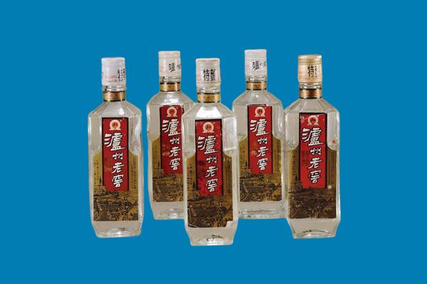 大理州宾川回收老酒